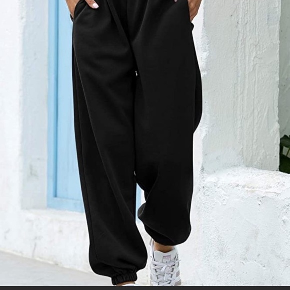 Black joggers